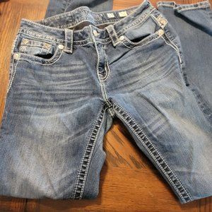 MISS ME MID RISE STRAIGHT LEG JEANS